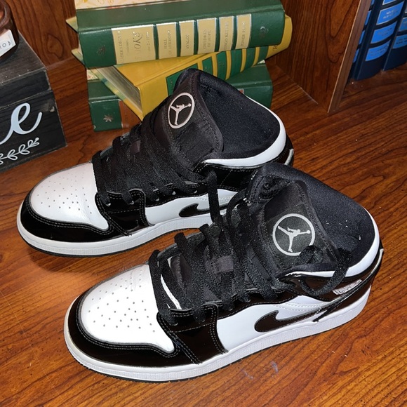 Youth Jordan 1 Mid Carbon Fiber All Star excellent condition minimal creasing - Picture 5 of 10